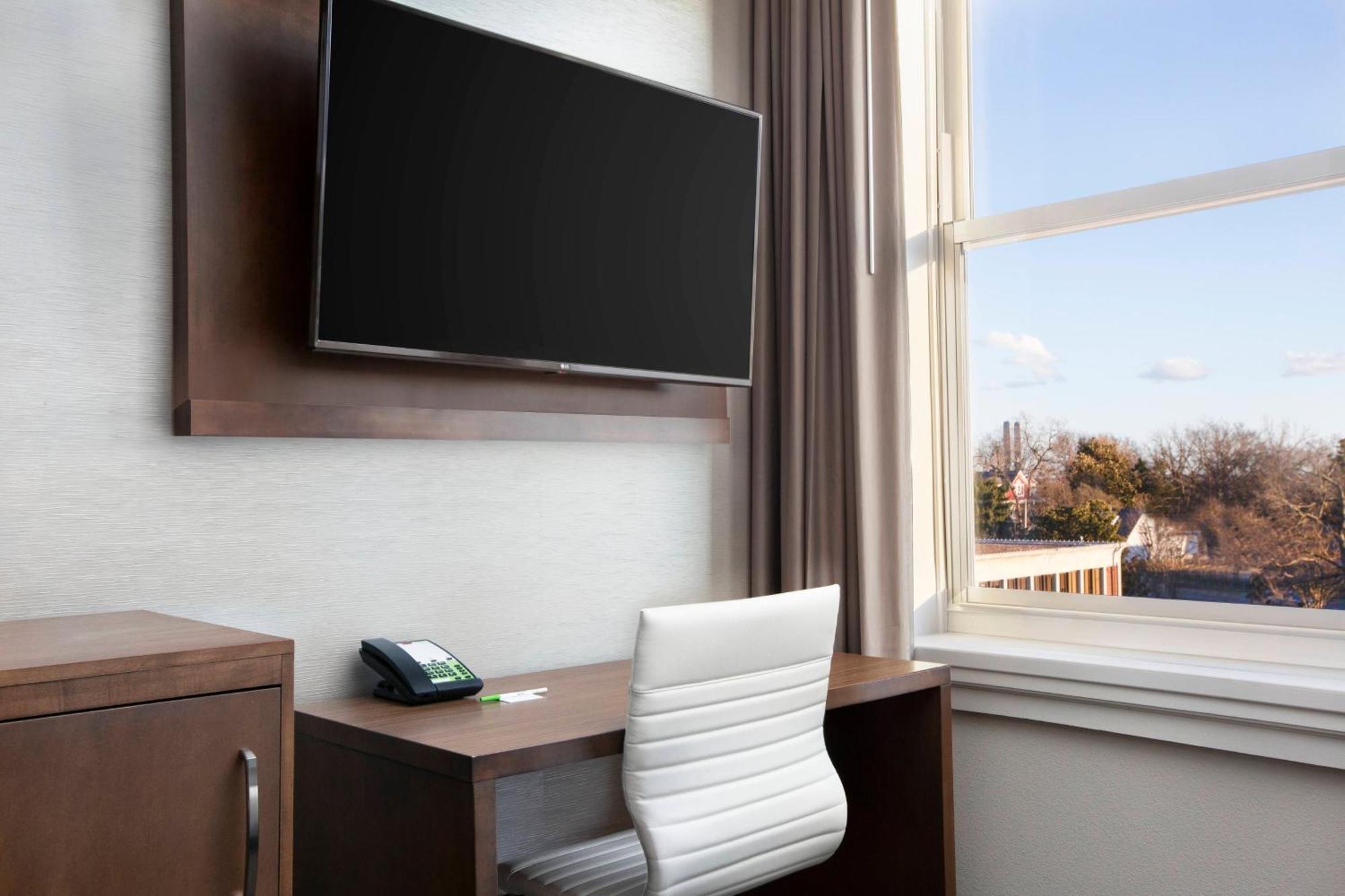 Courtyard By Marriott Cape Girardeau Downtown Hotel Buitenkant foto