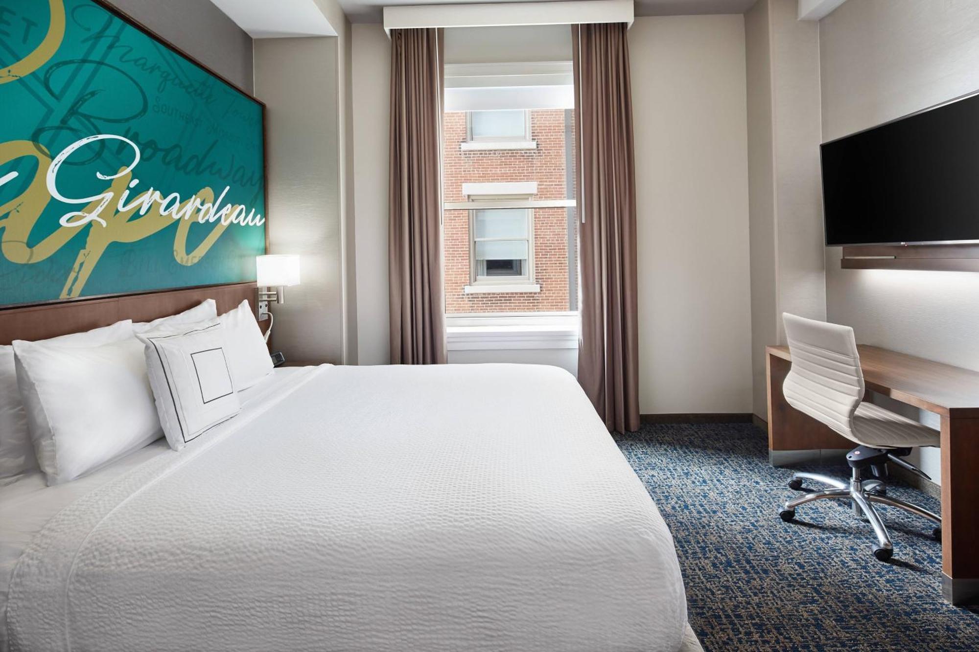Courtyard By Marriott Cape Girardeau Downtown Hotel Buitenkant foto