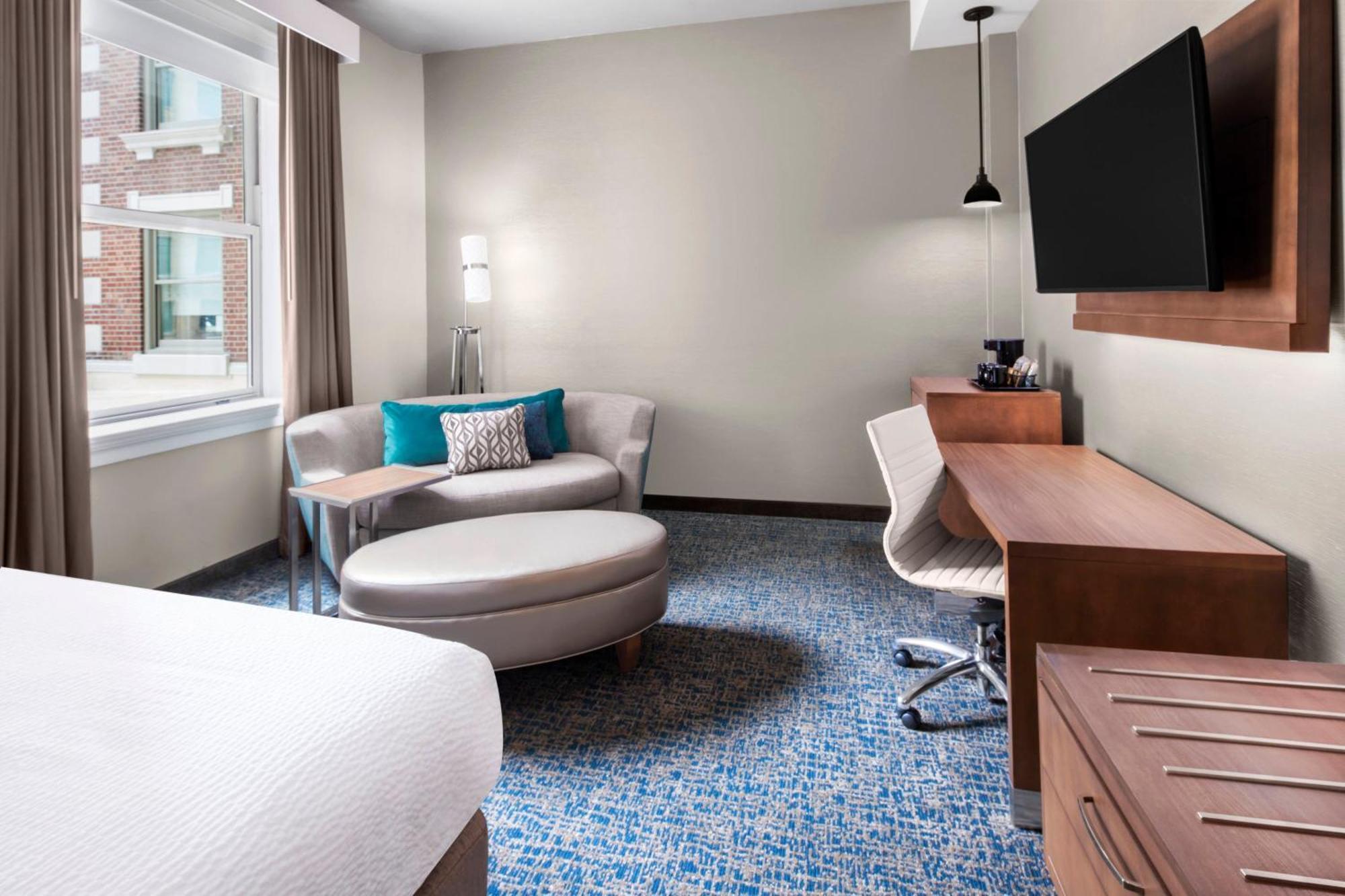Courtyard By Marriott Cape Girardeau Downtown Hotel Buitenkant foto